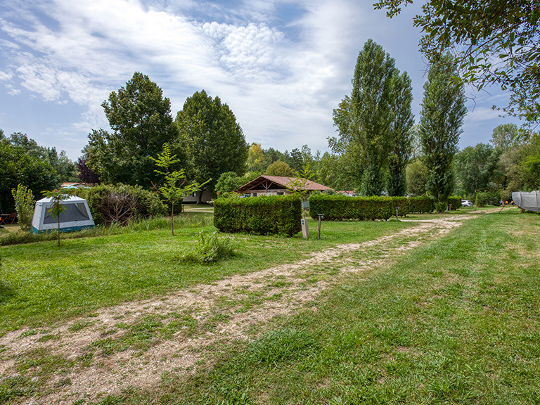 camping pitches in the périgord