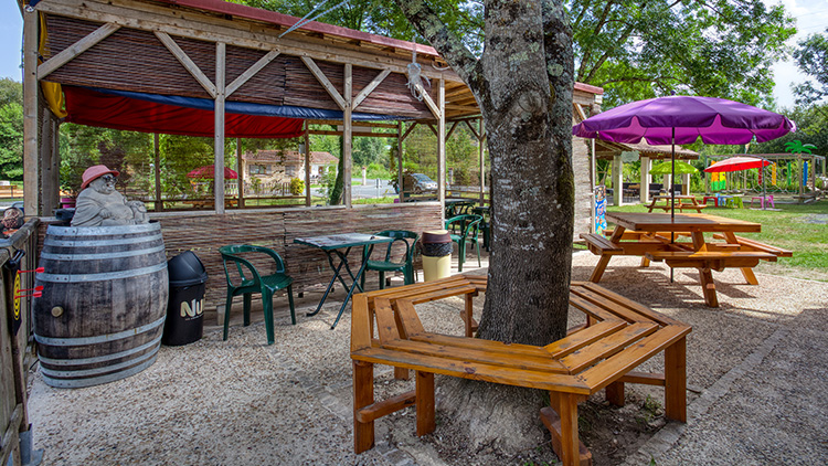 environnement camping dordogne