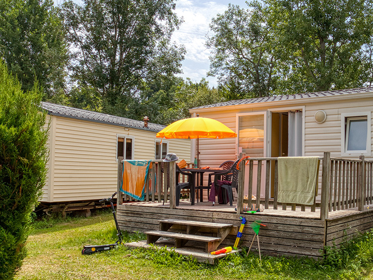parasol camping le pontillou