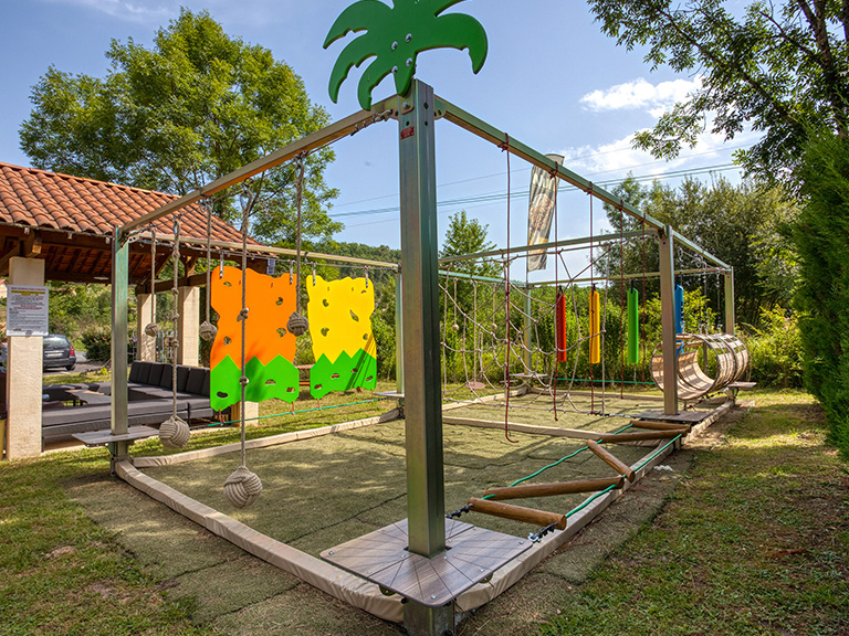 parc enfants camping le pontillou